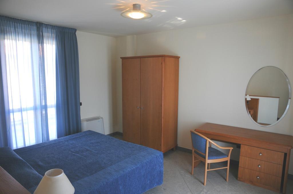 Continental Resort Тирренія Номер фото