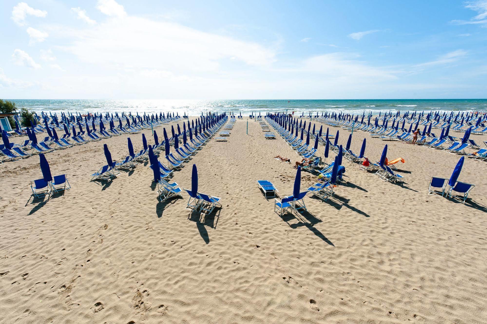 Continental Resort Тирренія Екстер'єр фото